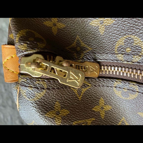 Louis Vuitton Keepall 50 Bag - Picture 3 of 6